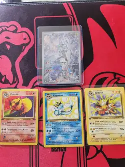 Pokemon TCG Holo Lot Base Set Shining Legends Reshiram Flareon Vaporeon Jolteon - Image 1