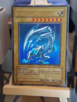 Blue-Eyes White Dragon SDK-001 Starter Deck: Kaiba Unlimited - Image 1