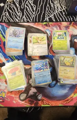 Pokemon Scarlet And Violet 151 Bulk Card Lot Over 200 Non-Holo And Over 100 Holo - Image 1