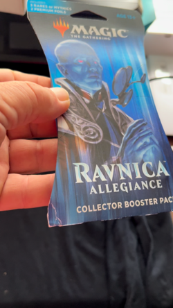 Magic the Gathering Ravnica Allegiance Collector Booster Pack Factory Sealed - Image 2