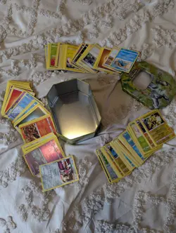 Pokemon Cards Lot - Garage Sale find - see description. - Image 4