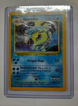 Vintage Pokemon Gyarados Holo Foil Base Set 6 / 102 CCG Card WOTC 2000 - Image 1