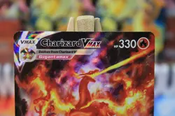 Charizard VMAX Swsh261 - Sword & Shield Promo Card Pokemon TCG + Magnetic Holder - Image 4