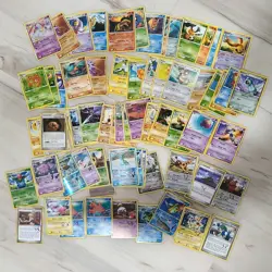Lot Of Random Pokemon Cards Diamond and Pearl era - Lot 1 - Image 1