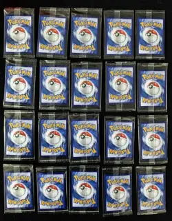 Lot 20 different Pokemon R Chinese Ball Holo Sealed Gengar Dragonite Cubone NE40 - Image 2