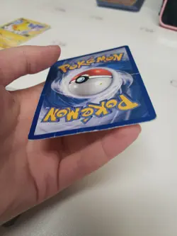 Pikachu 61/90 Common - HGSS Undaunted Pokemon Card - DMG - Image 4