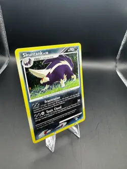2007 Pokemon Skuntank Holo Rare 15/130 - Diamond & Pearl - [Vintage] - Image 2