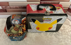 Pokemon Tin Box & Tin Lunchbox well over 200 cards new and used - Image 1