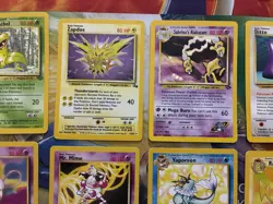 Vintage Pokemon Card Lot WOTC Holo Etc Fire Alakazam Ditto Raichu - Image 2