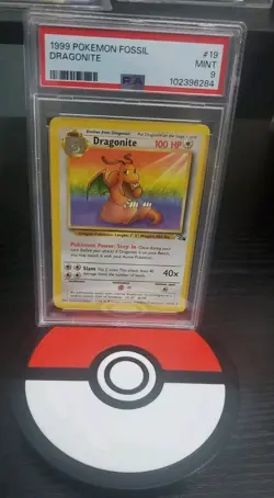 1999 Pokemon Fossil DRAGONITE Non holo Rare Card 19/62 PSA 9 Mint - Image 1