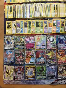 Vintage & Modern Pokemon Card Lot Holo Etc MP-Damaged Espeon Charizard 885+ - Image 3