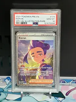 💎 POKEMON PRE EN-PRISMATIC EVOLUTIONS 174/131 KIERAN SIR PSA 10 - Image 1