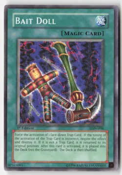 Yugioh - Bait Doll LON-096 1st Edition - Labyrinth of Nightmare - Image 1