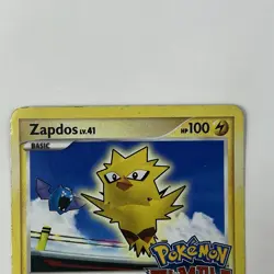 Pokemon Zapdos Pokemon Rumble 8/16 HP Heavily Played - Image 3