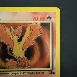 Pokemon TCG Vintage Non Holo Rare Fossil Moltres WotC 1999 - Image 3