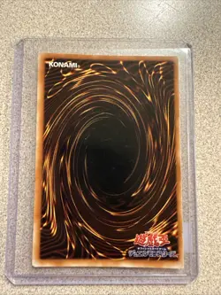 Yugioh Dark Magician Girl P4-01 Ultra Rare Japanese Card LP-NM - Image 4
