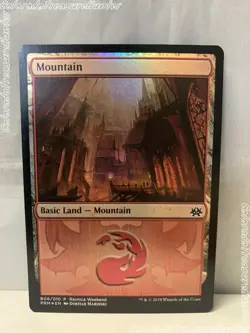 Magic the Gathering Ravnica Weekend - Mountain B06/010 FOIL - Image 1