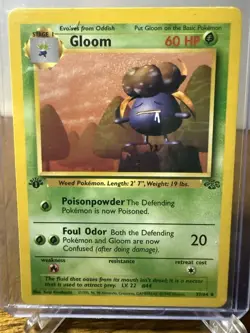 Gloom 1st Edition 37/64 Jungle Regular 1999 Pokemon - Image 1