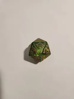 1x Lord of the Rings Gift Bundle Green Gold D20 Die Dice Magic the Gathering MTG - Image 1