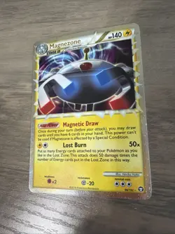 Magnezone Pokemon TCG Prime HS-Triumphant Holo Card 96/102 - Image 1