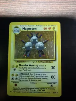 Magneton Holo Rare Pokemon TCG Base Set 9/102 DAMAGED - Image 1