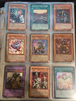 Yu-Gi-Oh Cards! Sold In Bulk. 1,250+ Cards. See Description - Image 1