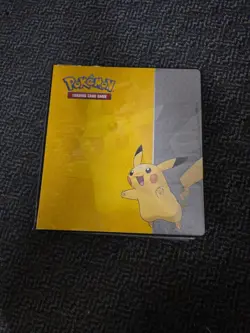 Pokemon Trading Card Game 2014 Ultra Pro Pikachu Binder WITH 500+ CARDS - Image 1