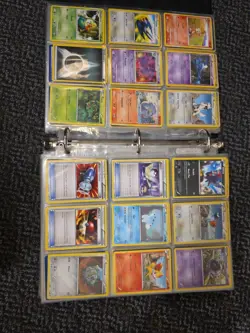 Pokemon Trading Card Game 2014 Ultra Pro Pikachu Binder WITH 500+ CARDS - Image 3