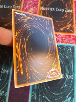 Yu-Gi-Oh! Dark Magician LOB-K005 Korean Ultra Rare Unlimited Near Mint - Image 4