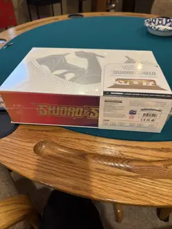 Pokemon TCG Sword and Shield Ultra Premium Collection Charizard Box SEALED 820650871115 - Image 3