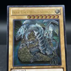 Blue Eyes White Dragon YSKR-EN001 1st Edition Ultimate Rare Yugioh Card #B - Image 4