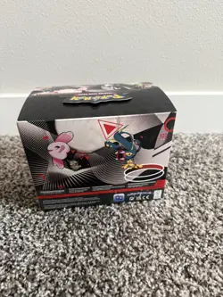 Sealed Pokemon Unova 8 mini tins set with display box. Black bolt & White Flare - Image 1
