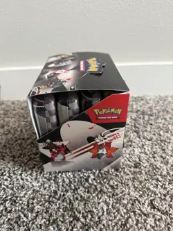 Sealed Pokemon Unova 8 mini tins set with display box. Black bolt & White Flare - Image 4