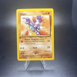 Gligar 59/111 1st Edition Neo Genesis 2000 Pokemon Card WotC – NM/LP -j - Image 1