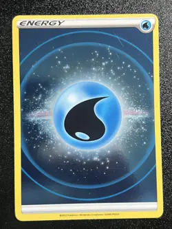 Water Energy 2022 Pokemon TCG Swsh01: Sword & Shield Reverse Holo (Light Play)L1 - Image 1