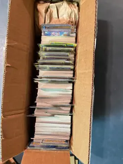 Huge Pokemon TCG Lot 800+ Cards from 2011-2023 Holos, Rares, & 40 Reverse Holos - Image 4