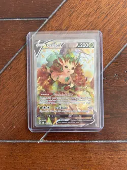 Pokemon Leafeon V Alternate Full Art 167/203 SWSH07 Holo Card - Image 2