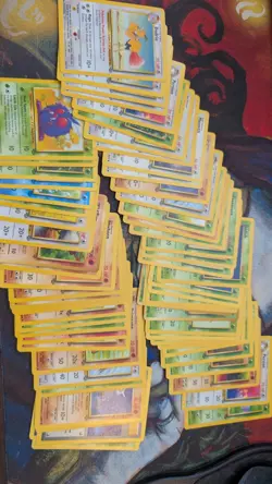 350+ Vintage Pokemon Card Lot: Base Set, Fossil, Jungle, Rocket and a few others - Image 2