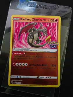 Radiant Charizard 011/078 Pokemon GO - Pokemon Card - NM - Image 1