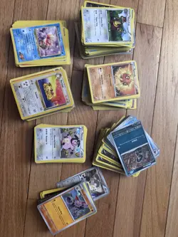 Pokemon TCG Lot 500 mixed cards (All different years ) - Image 2