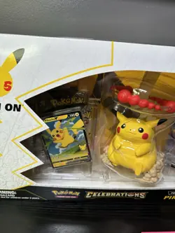 1 SEALED POKEMON TCG CELEBRATIONS PIKACHU PREMIUM FIGURE COLLECTION VMAX NEW - Image 3