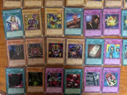 YuGiOh! Starter Deck Yugi SDY-E 2002 Complete 46/46 - Image 4