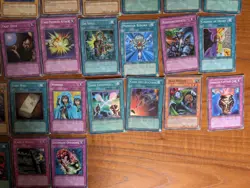 YuGiOh! Starter Deck Yugi SDY-E 2002 Complete 46/46 - Image 5