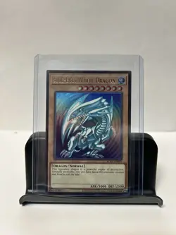 Konami Blue-Eyes White Dragon Ultra Rare LCKC-EN001 Kaiba 2020 Unlimited English - Image 1