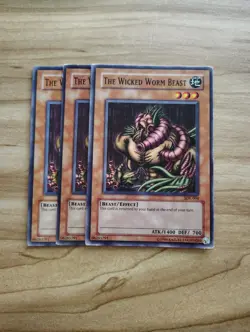 Yu-Gi-Oh! - The Wicked Worm Beast 3X - Complete Playset - Image 1
