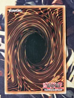 Yugioh: Winged Kuriboh LV9 - YG03-EN001 - Ultra Rare - Limited Edition - LP - Image 2