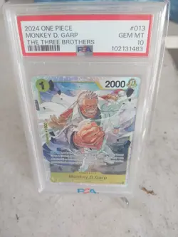 One Piece: The Three Brothers Ultra Deck Monkey.D.Garp. Character - ST13-013 - Image 1