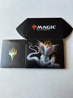 Sliver Queen Commander Deck Box - Magic the Gathering - Image 1