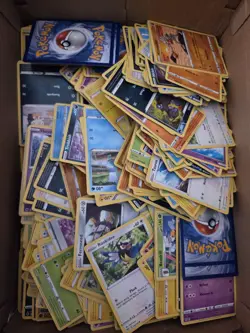 Pokemon TCG bulk 9.6kg SWORD AND SHIELD SERIES. - Image 1