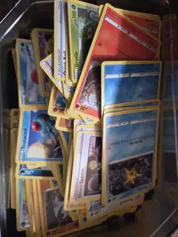 Pokemon TCG bulk 9.6kg SWORD AND SHIELD SERIES. - Image 4